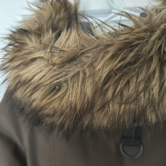 TNA Aritzia Parka - Picture 3 of 12